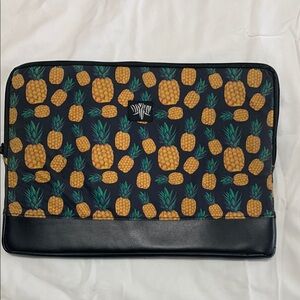 Pineapple Print Black Laptop Sleeve